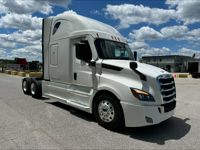 2021 Freightliner CASCADIA 126
