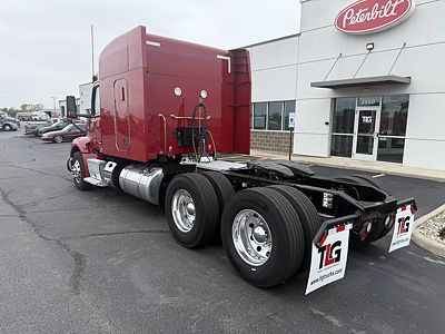 2023 Peterbilt 579