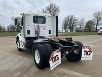 2020 Peterbilt 567