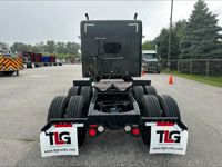2022 Peterbilt 567