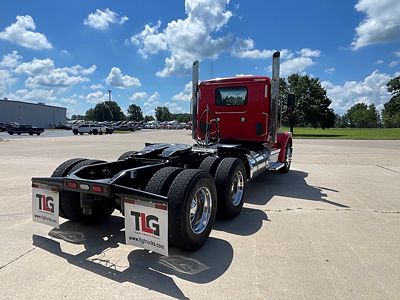 2021 Peterbilt 567