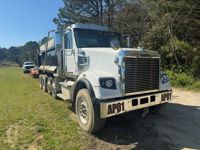 2019 Freightliner 122SD