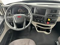 2023 Peterbilt 579