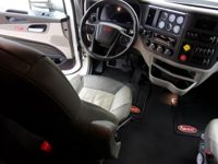 2023 Peterbilt 579