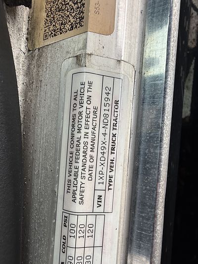 2022 Peterbilt 389-131