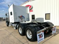 2019 Peterbilt 389-131