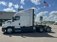 2022 Freightliner CASCADIA 116