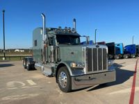 2022 Peterbilt 389