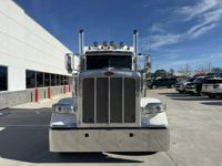 2022 Peterbilt 389