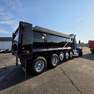 2026 Peterbilt 567