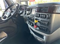 2022 Peterbilt 579
