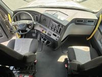 2023 Freightliner CASCADIA 126