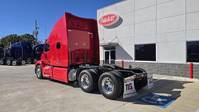 2023 Peterbilt 579