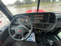 2020 Peterbilt 389