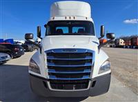 2020 Freightliner CASCADIA 126