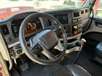 2022 Peterbilt 567
