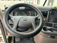 2017 Freightliner CASCADIA 113