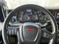 2022 Peterbilt 579