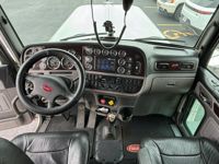 2016 Peterbilt 389-131