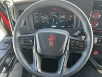 2023 Kenworth T680