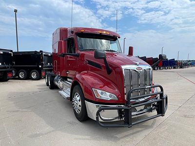 2023 Peterbilt 579