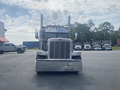 2022 Peterbilt 389