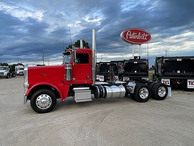 2021 Peterbilt 389