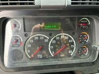 2017 Freightliner CASCADIA 113