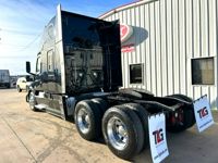 2020 Freightliner CASCADIA 126