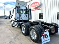 2021 Freightliner CASCADIA 126