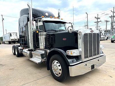 2022 Peterbilt 389