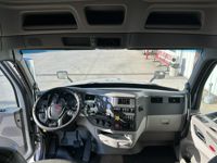 2021 Peterbilt 579-123