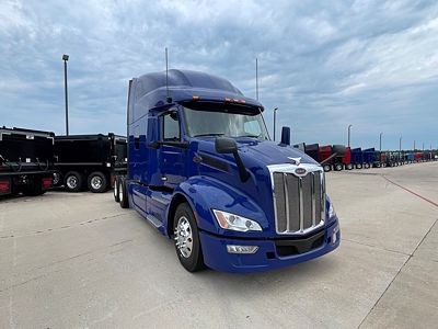 2023 Peterbilt 579