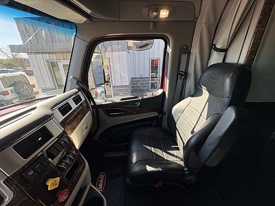 2025 Peterbilt 589