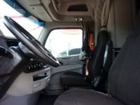 2022 Peterbilt 567