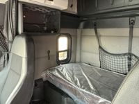 2020 Freightliner CASCADIA 126