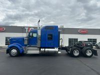 2023 Kenworth W900