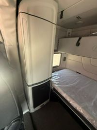 2022 Peterbilt 579