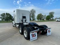 2022 Peterbilt 567