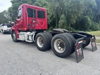 2020 Freightliner CASCADIA 126