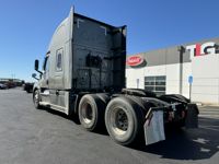 2023 Freightliner CASCADIA 126