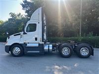 2020 Freightliner CASCADIA 126