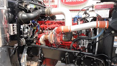 2017 Peterbilt 389