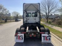 2021 Freightliner CASCADIA 126