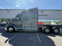 2023 Peterbilt 579