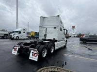 2020 Volvo VNL64T760