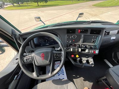 2023 Kenworth T680