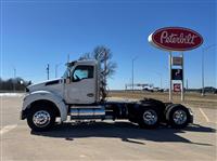 2021 Kenworth T880