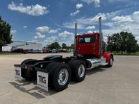 2020 Peterbilt 389