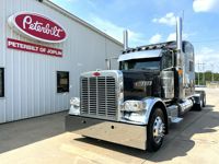 2021 Peterbilt 389